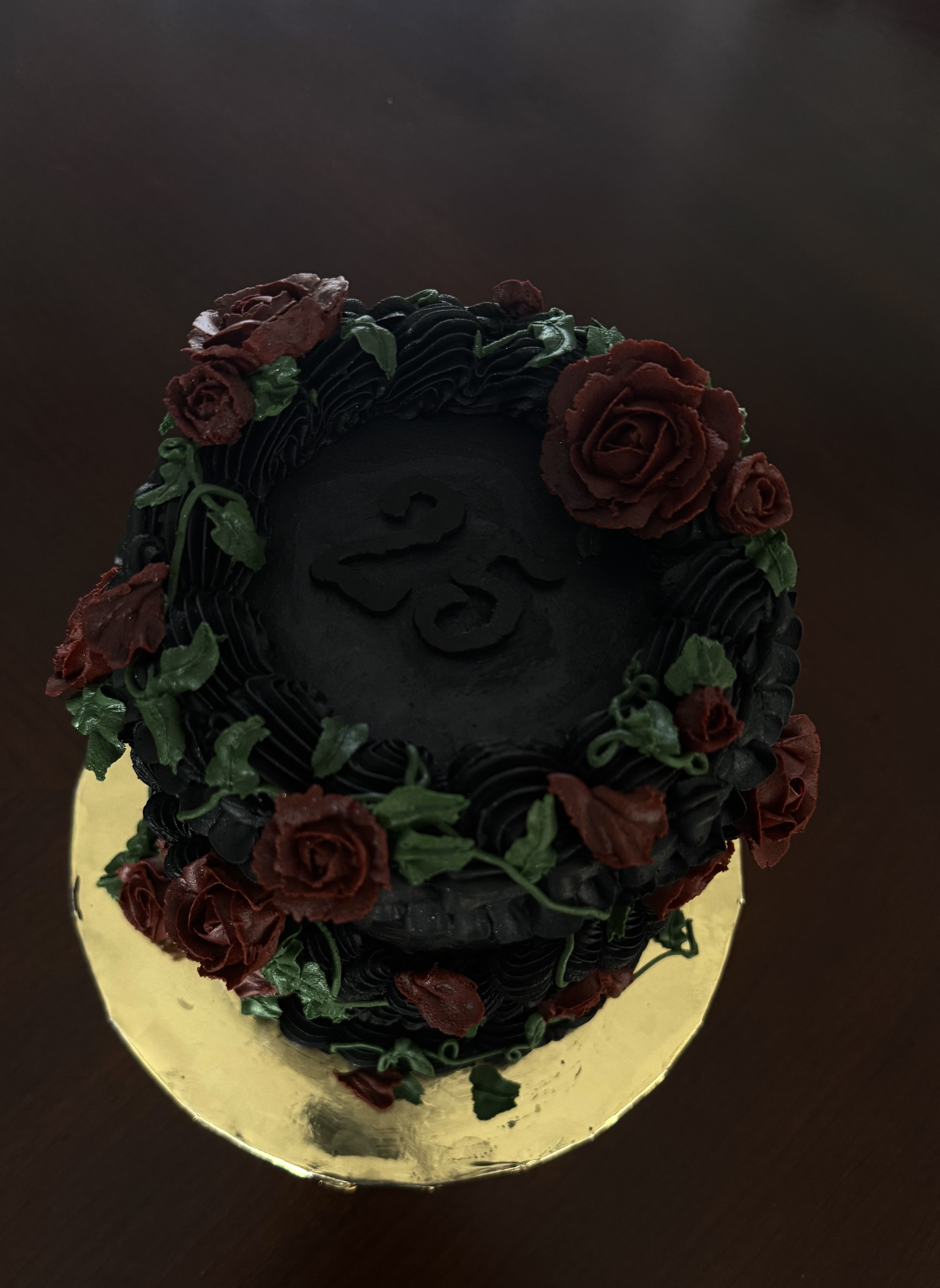 Midnight Vintage Rose Cake